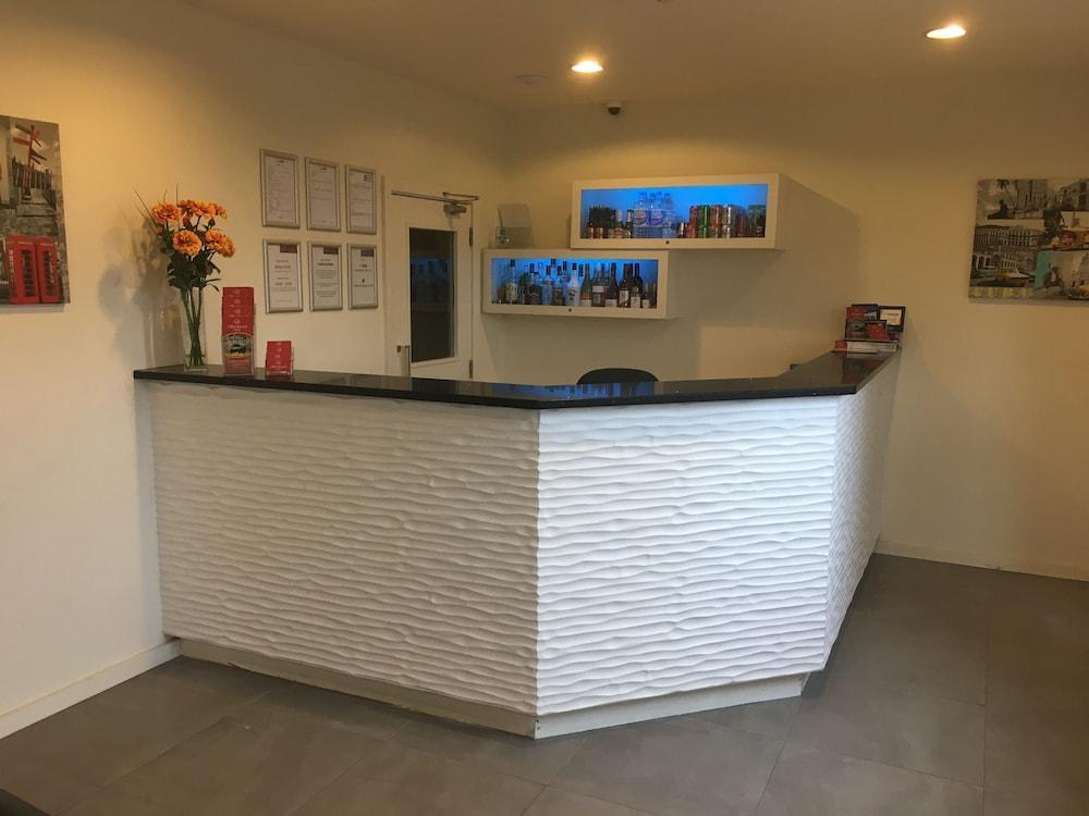 Stockwood Hotel - Luton Airport Kültér fotó
