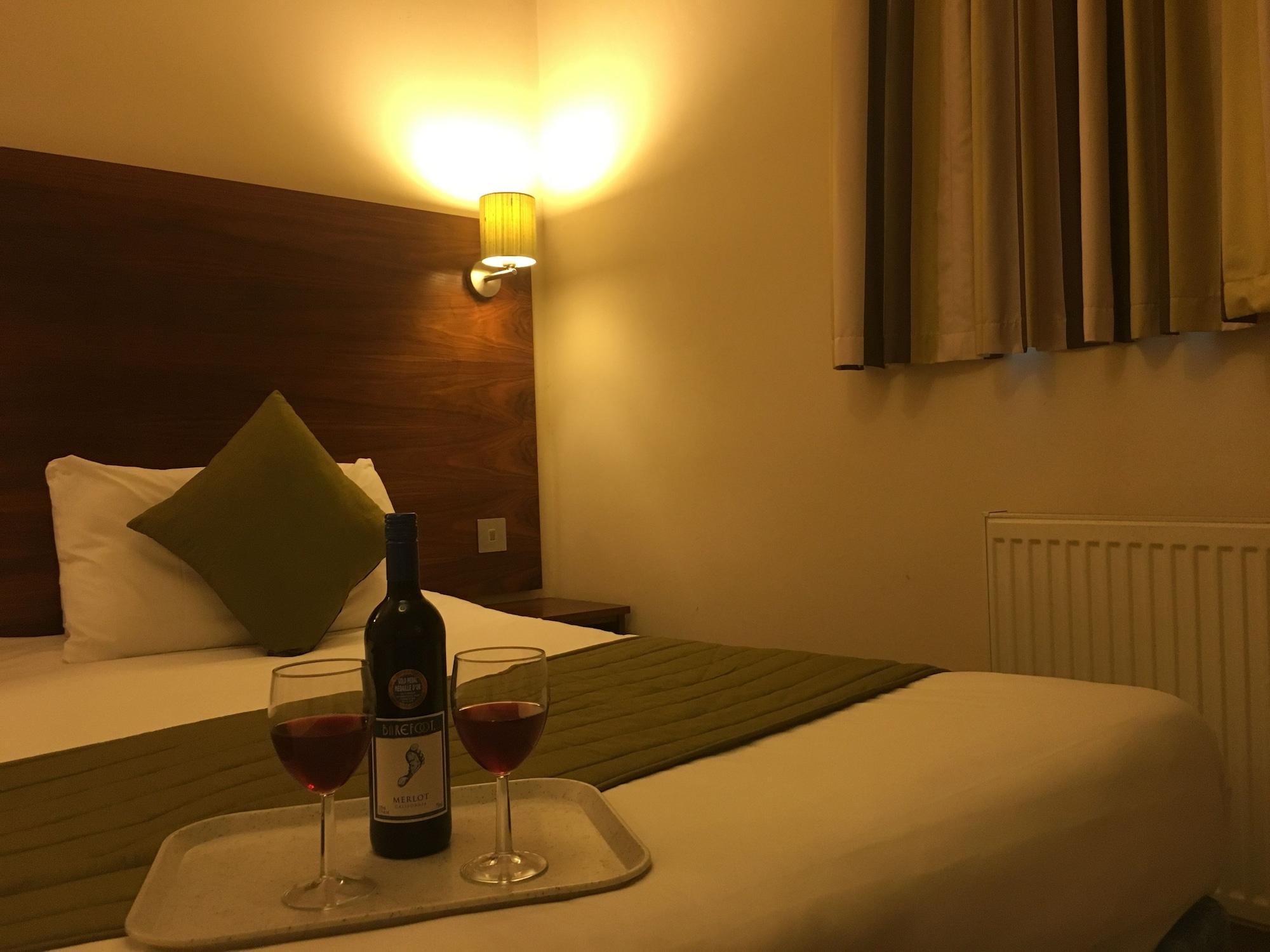 Stockwood Hotel - Luton Airport Kültér fotó